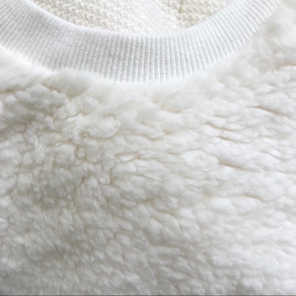 ❄️LAST3️⃣//IVORY SHERPA FUR SWEATER - Picture 7 of 11